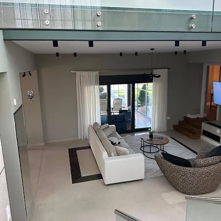 Villa Evia Palm
